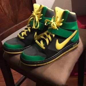 Mike Air Force 1 oregon duck color way